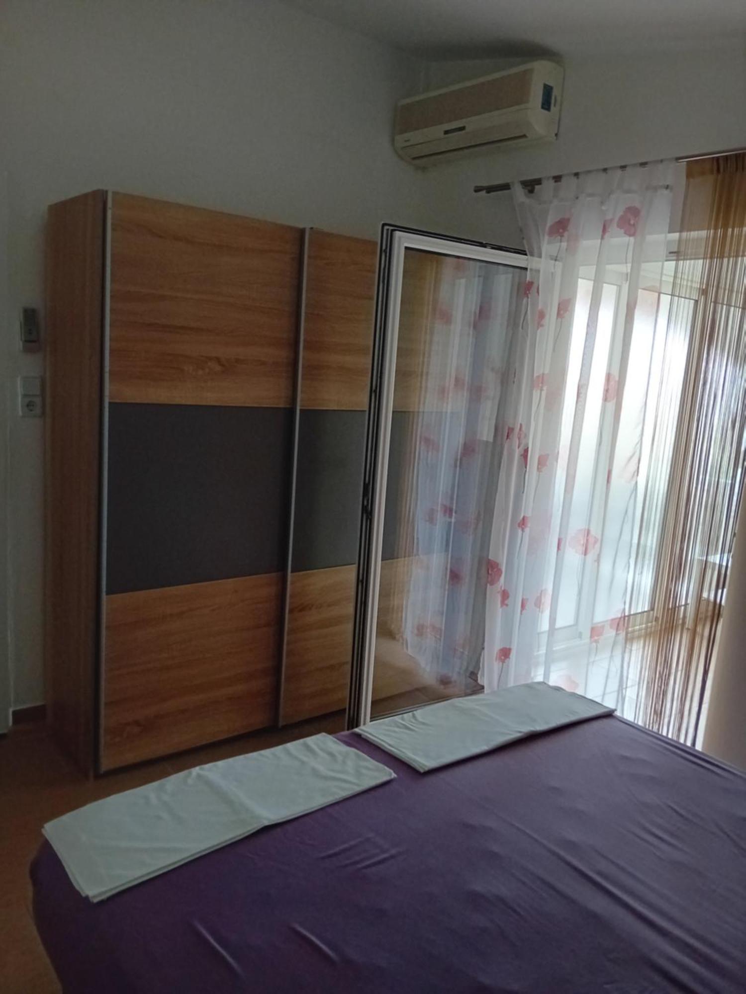 Apatmani Peternel Apartman Vir Kültér fotó